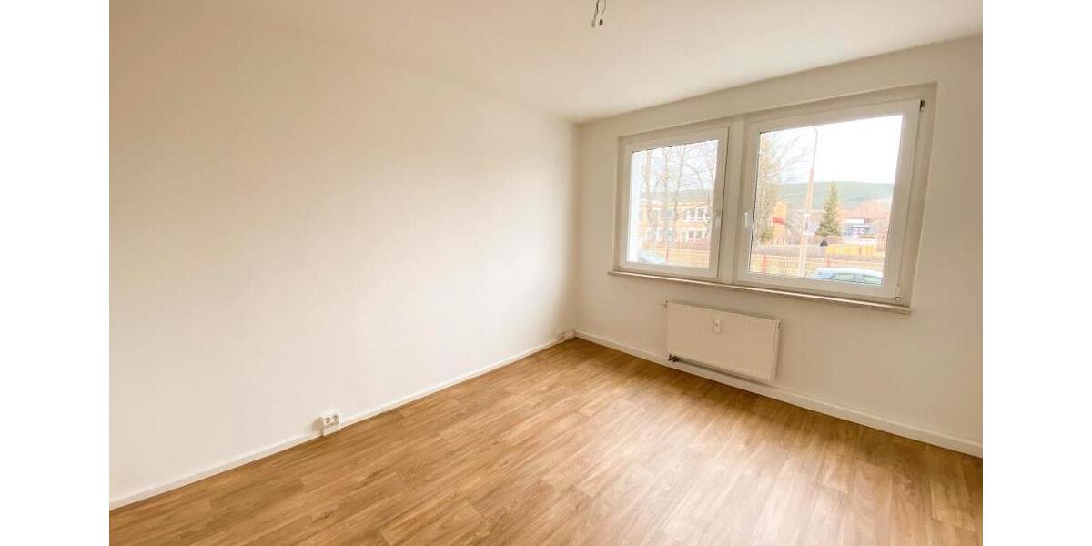Etagenwohnung Saalfeld (Saale) - 3 Zimmer, 60 m&sup2;, 340&euro; | Angebot:25450980
