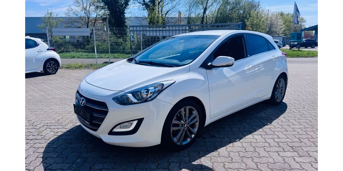 Hyundai i30 202.000 km 6.900 &euro; Bornheim 76879