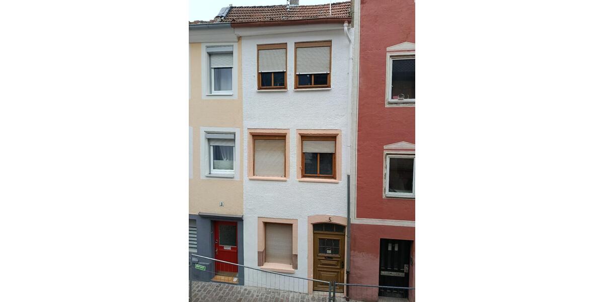 Reihenhaus in der Innenstadt zur Eigennutzung oder Kapitalanlage 4 zimmer