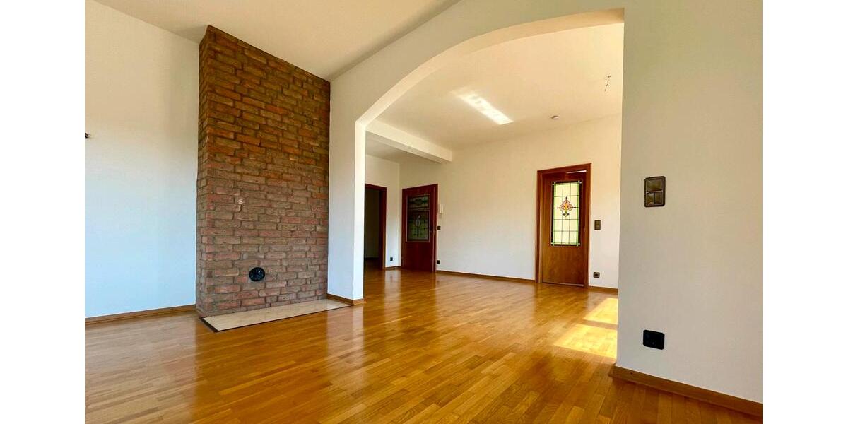 Etagenwohnung Wachtberg - 3 Zimmer, 118 m&sup2;, 1.750&euro; | Angebot:25328721