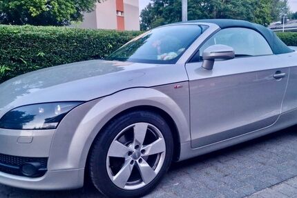 Audi TT 221.000 km 6.900 &euro; Langen 63225