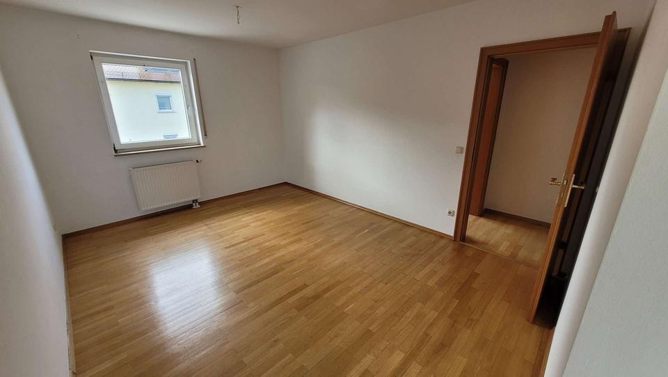 Erdgeschoßwohnung Erlangen Alterlangen - 4 Zimmer, 99 m&sup2;, 890&euro; | Angebot:26417039