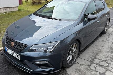 Seat Leon 102.000 km 20.500 &euro; Selb 95100