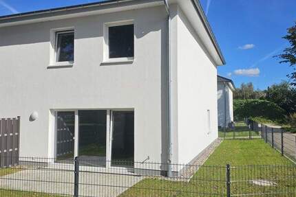 Erstbezug im Neubau: energieeffizientes, familiengerechtes Reihenendhaus mit Wärmepumpe in Flensburg 4 zimmer