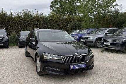 Skoda Superb 38.000 km 21.799 &euro; Stuttgart 70567