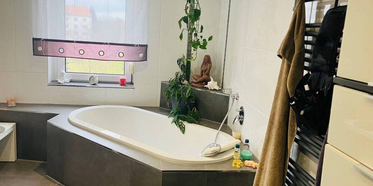 Mehrfamilienhaus, Wohnhaus Annaburg - 8 Zimmer, 300 m&sup2;, 249.800&euro; | Angebot:26258127
