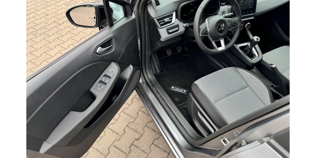 Mitsubishi Colt PLUS 1.0 T.B.KlimaA/Led/CarPlay/SitzH. 7.000 km 18.990 &euro; Donauwörth 86609