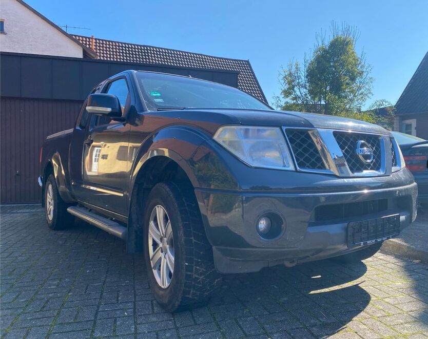 Nissan Navara 166.432 km 8.500 € Sinzheim 76547