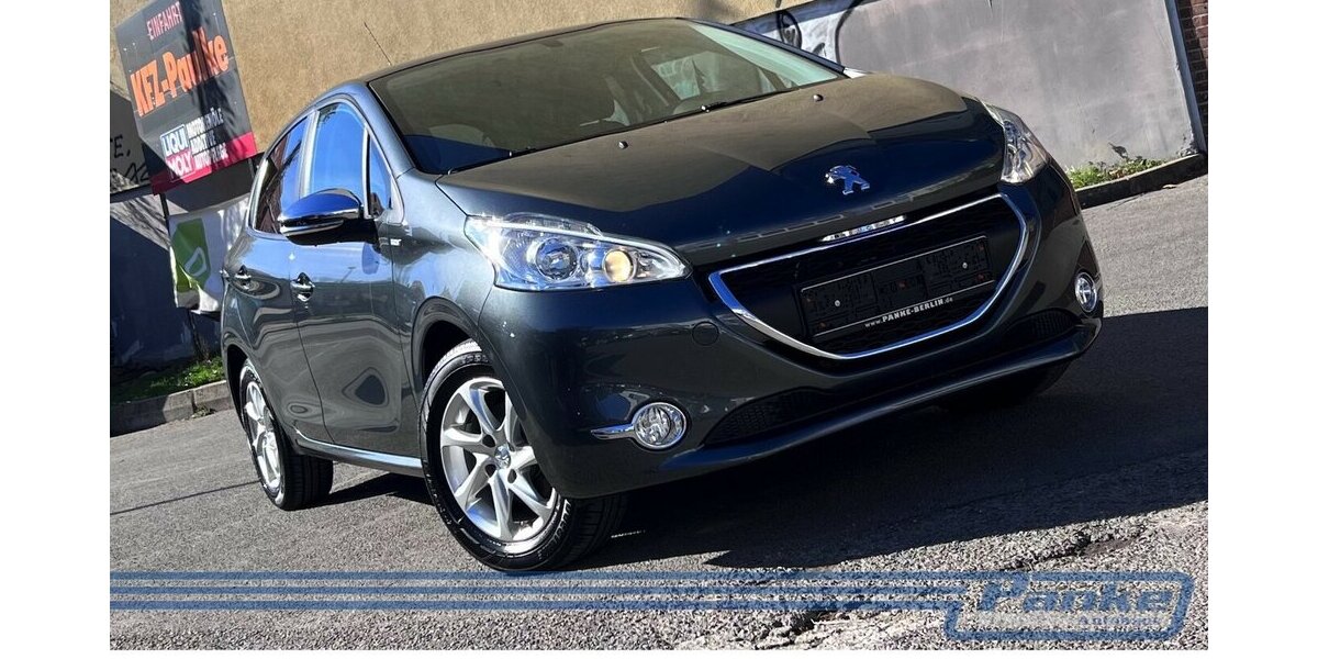 Peugeot 208 Style 1.2*SHZ*5trg*PDC*Klima*Blueto*Tempo* 73.611 km 7.980 &euro; Berlin 13187