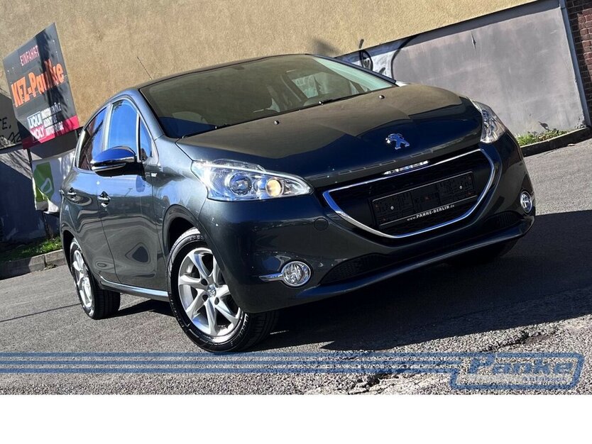 Peugeot 208 Style 1.2*SHZ*5trg*PDC*Klima*Blueto*Tempo* 73.611 km 8.490 € Berlin 13187