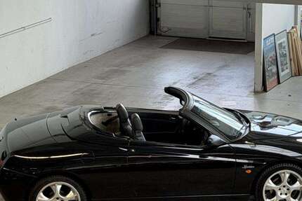 Alfa Romeo Spider 168.000 km 6.900 &euro; Frankfurt/Main 60388