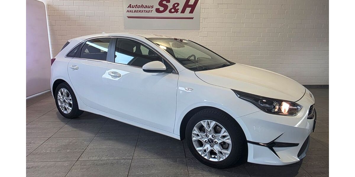 Kia ceed / Ceed 73.935 km 16.990 &euro; Halberstadt 38820