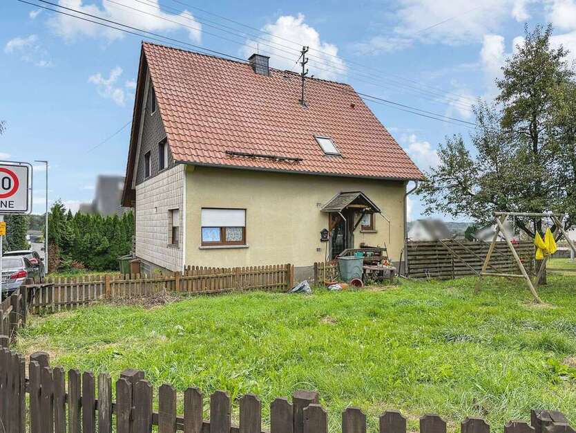 Haus zum Kaufen in Langenbach bei Kirburg 120.000 € 116 m²