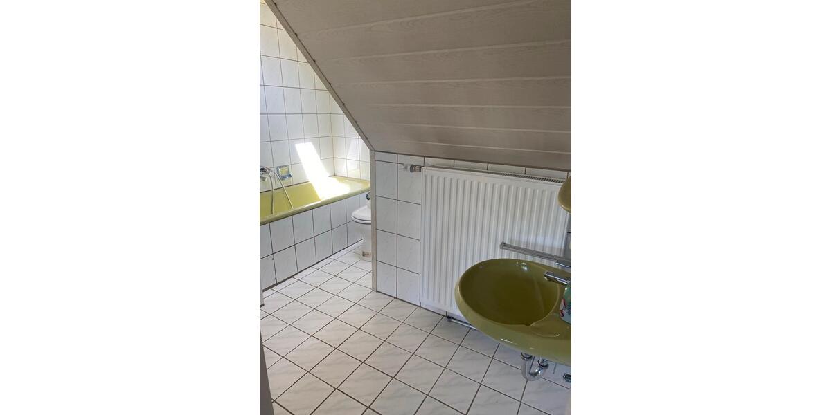 Einfamilienhaus Meinersen - 7 Zimmer, 170 m&sup2;, 1.200&euro; | Angebot:26417046