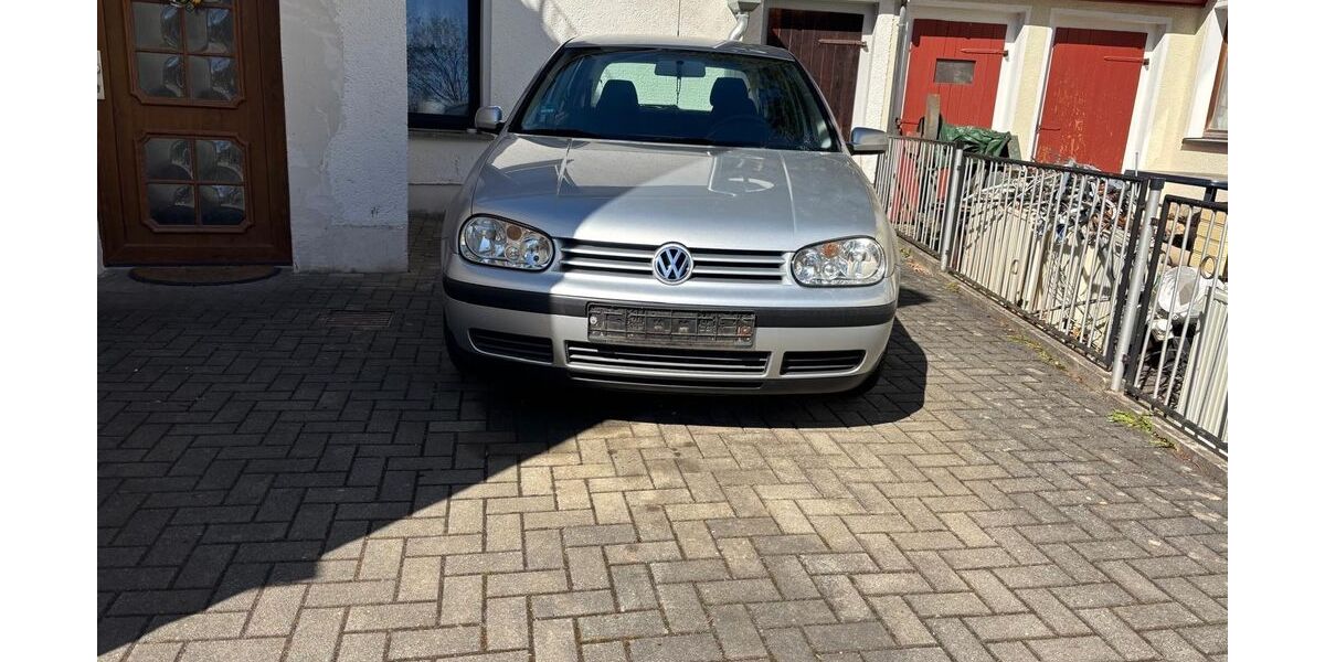 VW Golf 118.307 km 1.000 &euro; Freiberg 09599