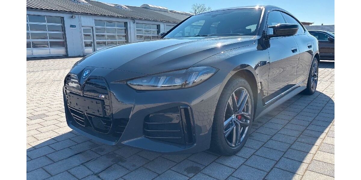 BMW i4 11.713 km 45.790 &euro; Bruchsal 76646