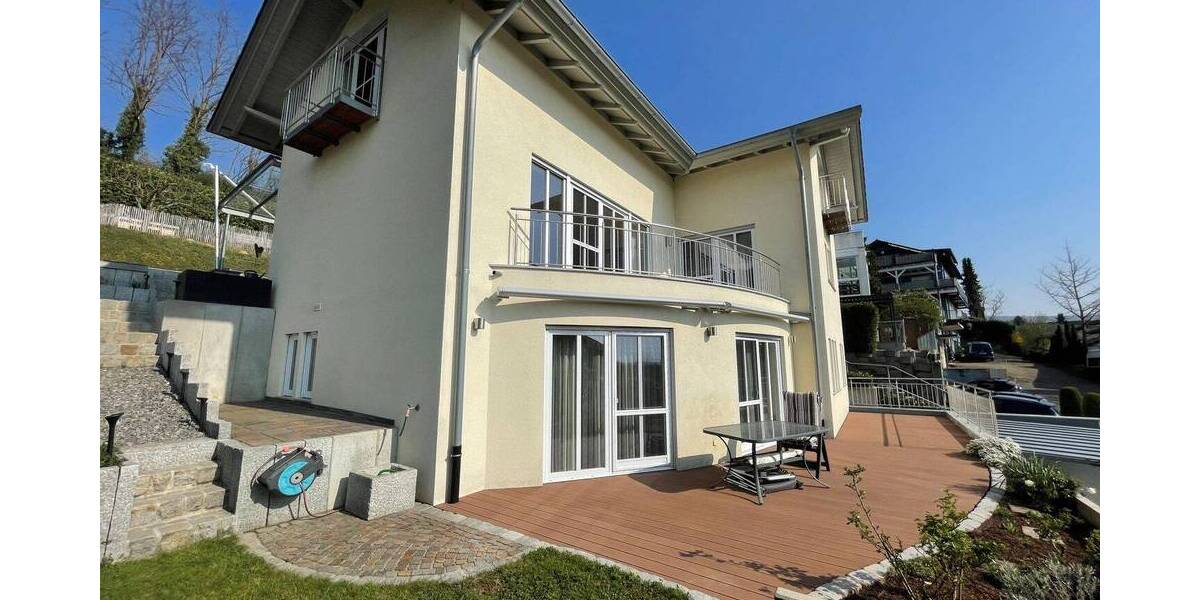 Mehrfamilienhaus, Wohnhaus Friesenheim - 9 Zimmer, 240 m&sup2;, 1.180.000&euro; | Angebot:26142606