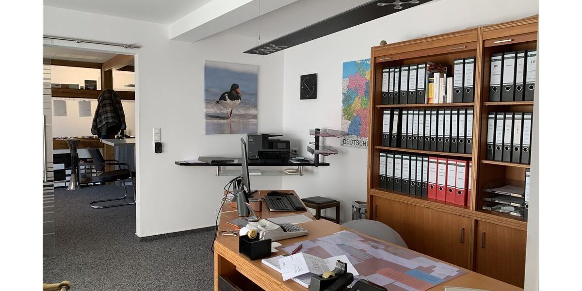 Gegen Gebot. Für den schlauen Handwerker: Gewerbe- u. Verwaltungdebäude m. herausragenden Wohnhaus - Gewerbeobjekt Stolzenau | Angebot:25925832