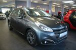 Peugeot 208 PureTech 82 Style - Panorama - 88.339 km 7.980 &euro; Euskirchen 53881