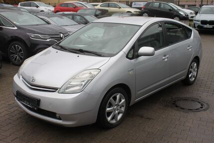 Toyota Prius 170.500 km 5.900 € Berlin 12057