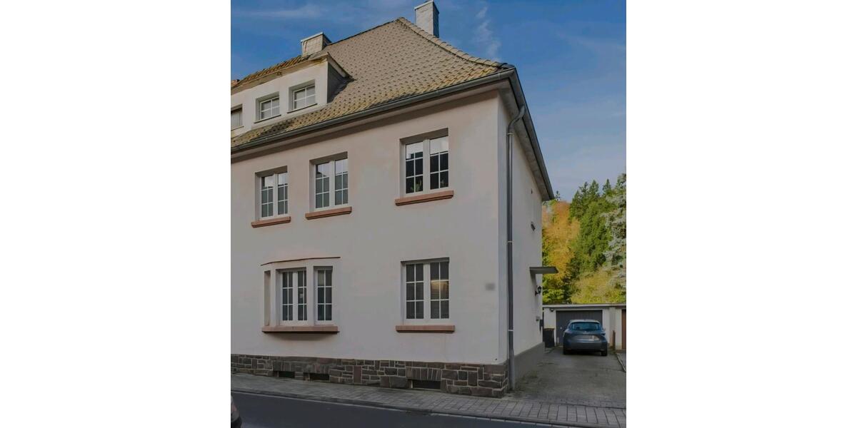 Doppelhaushälfte Schleiden - 6 Zimmer, 135 m&sup2;, 1.340&euro; | Angebot:25371520