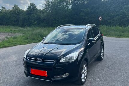 Ford Kuga 174.679 km 8.700 &euro; Wietmarschen 49835