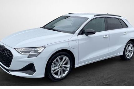 Audi A3 4.350 km 41.430 &euro; Vechta 49377