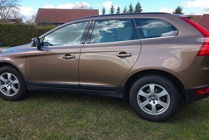 Volvo XC60 164.000 km 11.700 &euro; Märkische Heide 15913