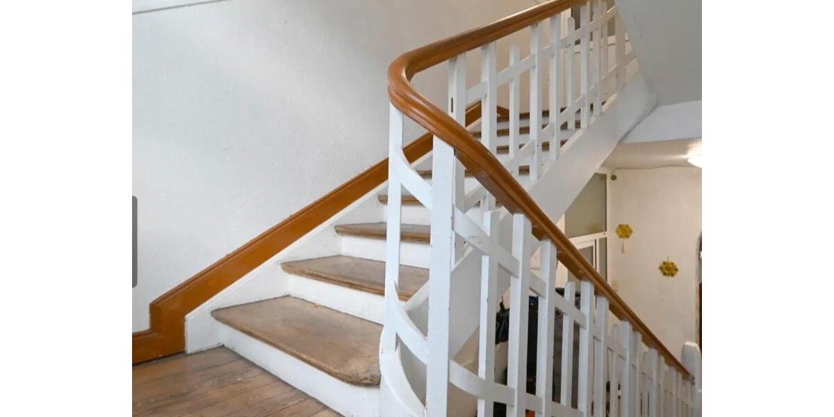 Dachgeschoßwohnung Völklingen - 4 Zimmer, 90 m&sup2;, 690&euro; | Angebot:26349882