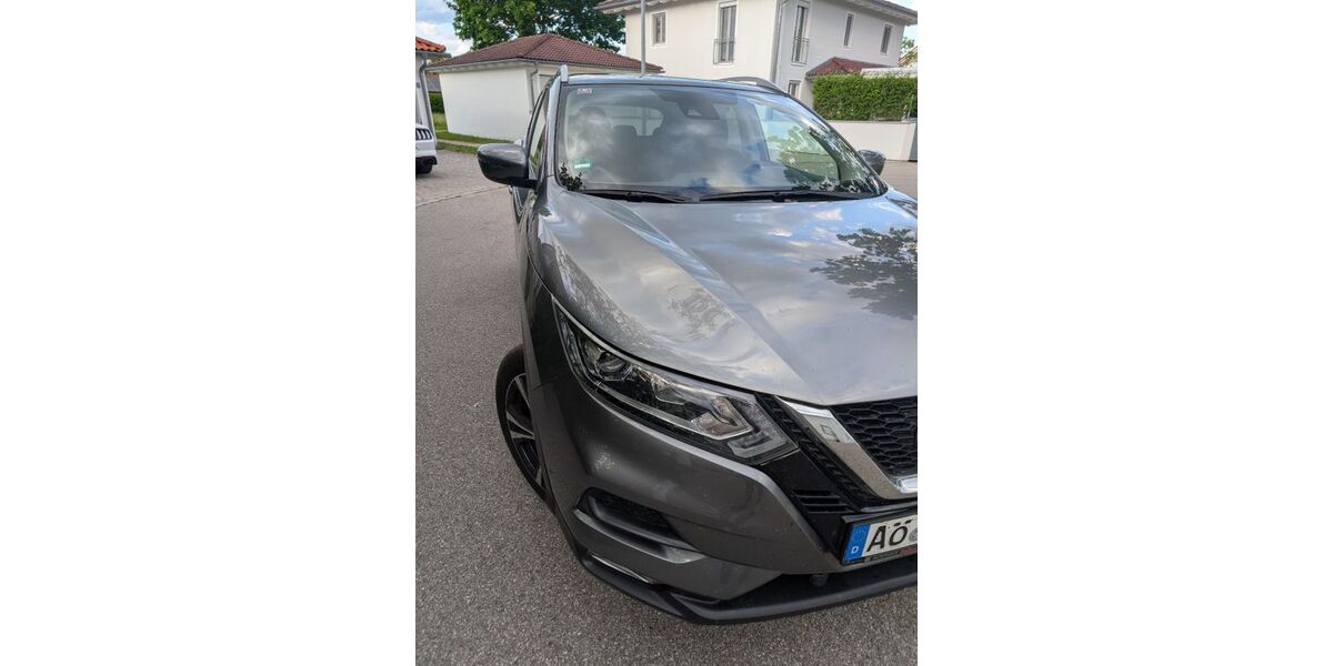 Nissan Qashqai 67.000 km 16.875 &euro; Altötting 84503