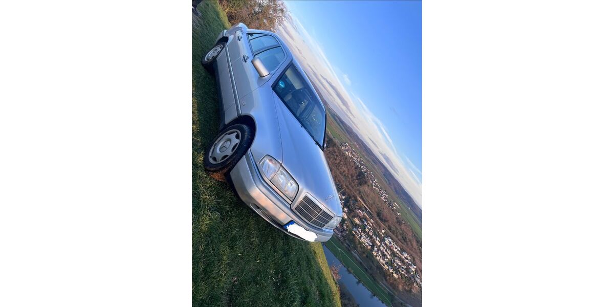 Mercedes-Benz C 180 98.000 km 5.000 &euro; Kobern-Gondorf 56330