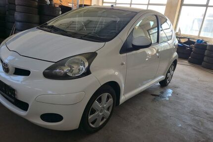Toyota Aygo (X) 351.526 km 1.490 &euro; Oschatz 04758