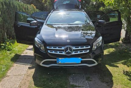 Mercedes-Benz GLA 180 136.000 km 12.500 &euro; Bremen 28779