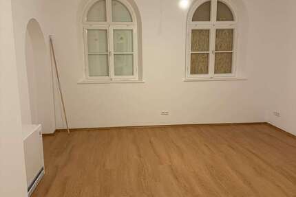 Haus Ingolstadt Münchener Straße - 1 Zimmer, 60 m&sup2;, 570&euro; | Angebot:26384168