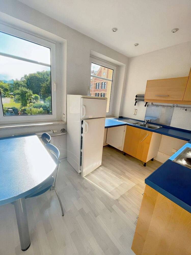 2,5-Zimmer-Wohnung mit Einbauküche & Mietergarten – direkt am Stadtpark