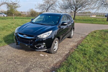 Hyundai ix35 128.500 km 9.400 &euro; Neustadt 67434