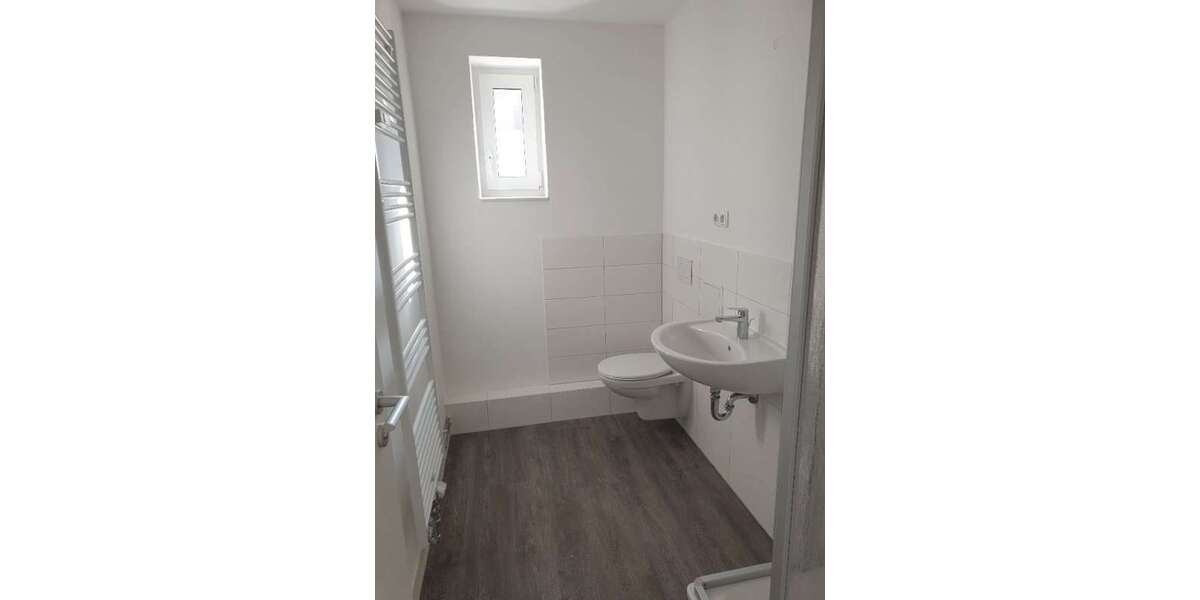 Etagenwohnung Brandenburg an der Havel Hohenstücken - 1 Zimmer, 34 m&sup2;, 304&euro; | Angebot:27156535