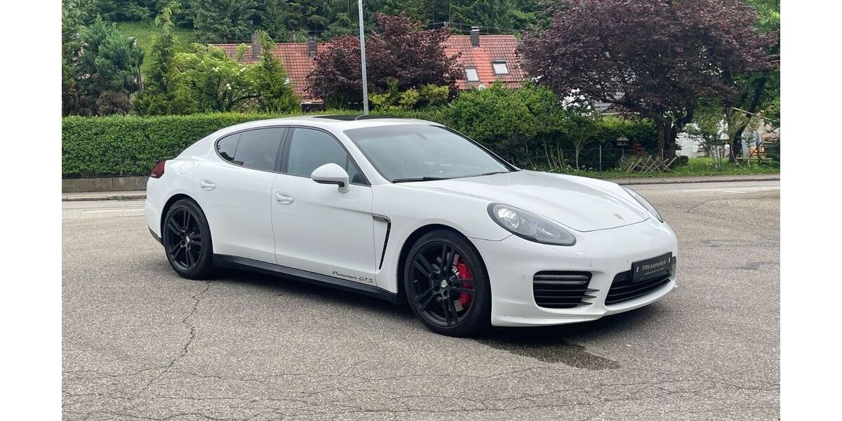 Porsche Panamera 97.500 km 46.990 &euro; Geislingen an der Steige 73312