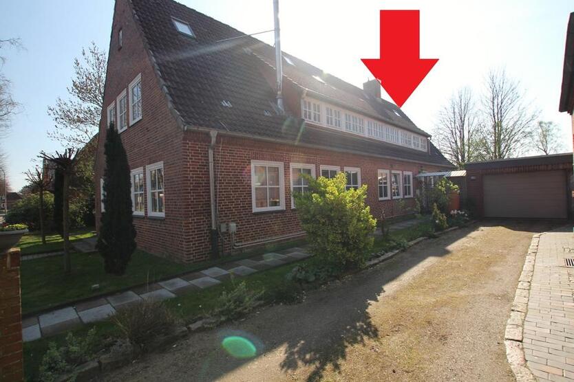 Großzügige 2 Zimmer Wohnung im Herzen von Marne!