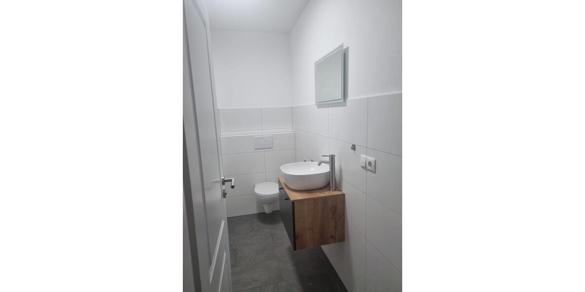Doppelhaushälfte Neuenhaus - 4 Zimmer, 100 m&sup2;, 1.280&euro; | Angebot:26550062