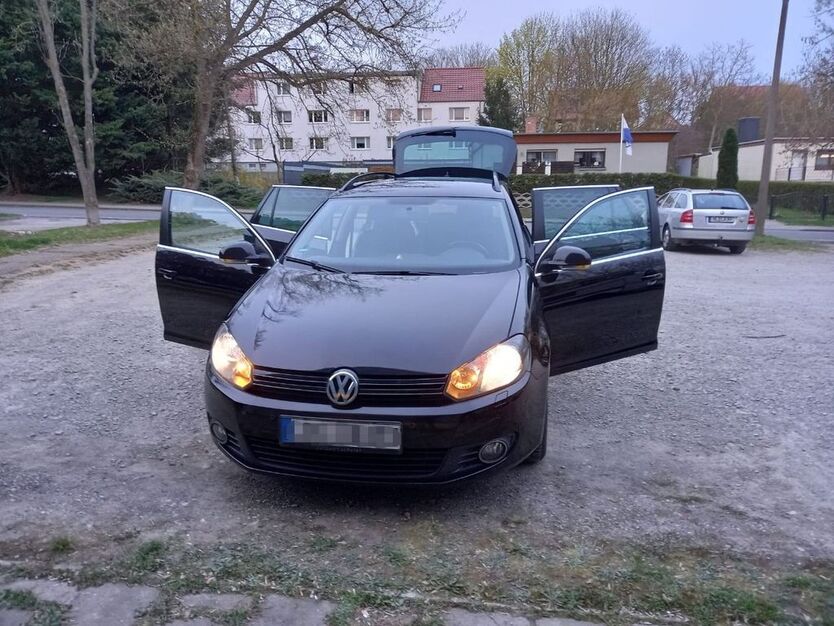 VW Golf 221.000 km 3.800 € Gerbstedt 06347