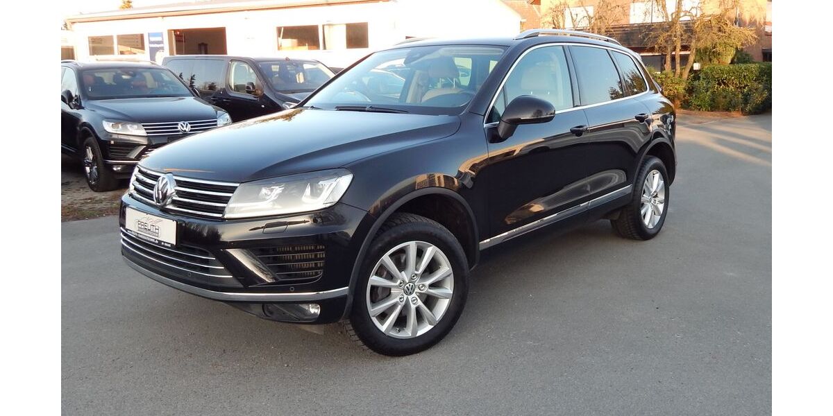 VW Touareg 136.500 km 22.790 &euro; Bielefeld 33729