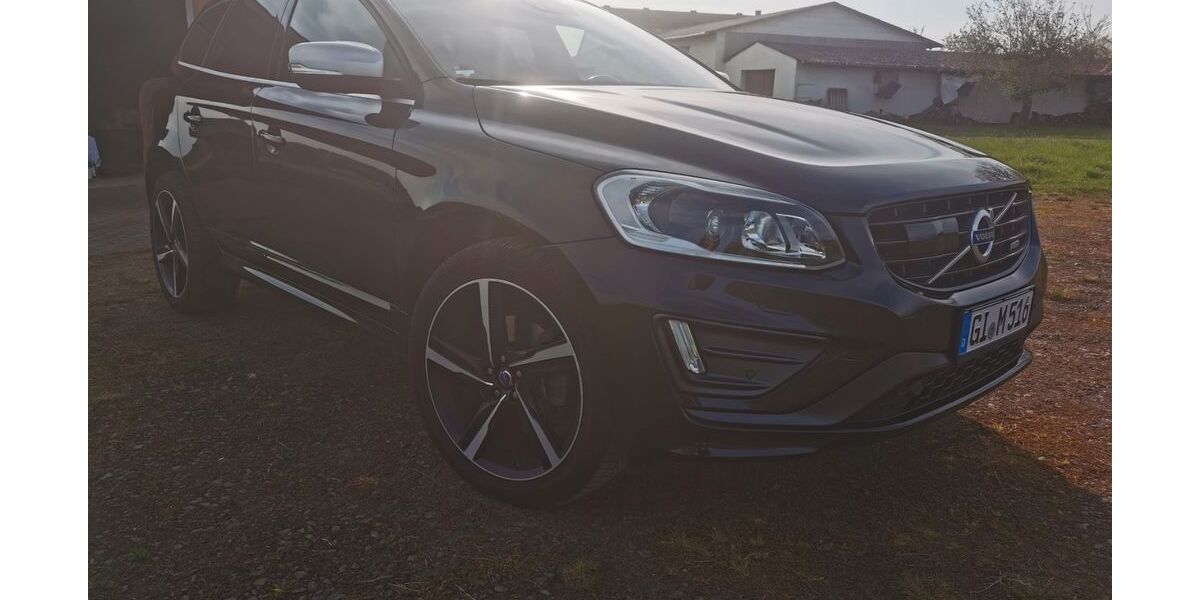 Volvo XC60 156.000 km 20.499 &euro; Dorf-Güll 35415