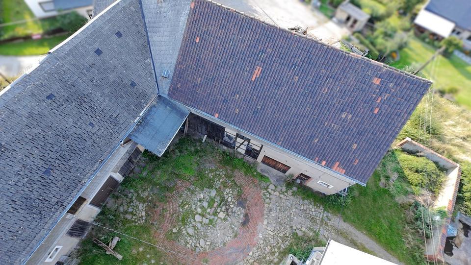 Schöner Bauernhof mit 5645 m² Grundstück bei Wechselburg