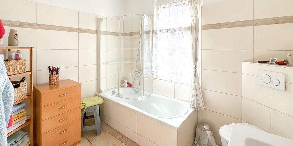 Mehrfamilienhaus, Wohnhaus Kalbe (Milde) Altmersleben - 6 Zimmer, 194 m&sup2;, 148.000&euro; | Angebot:25880920