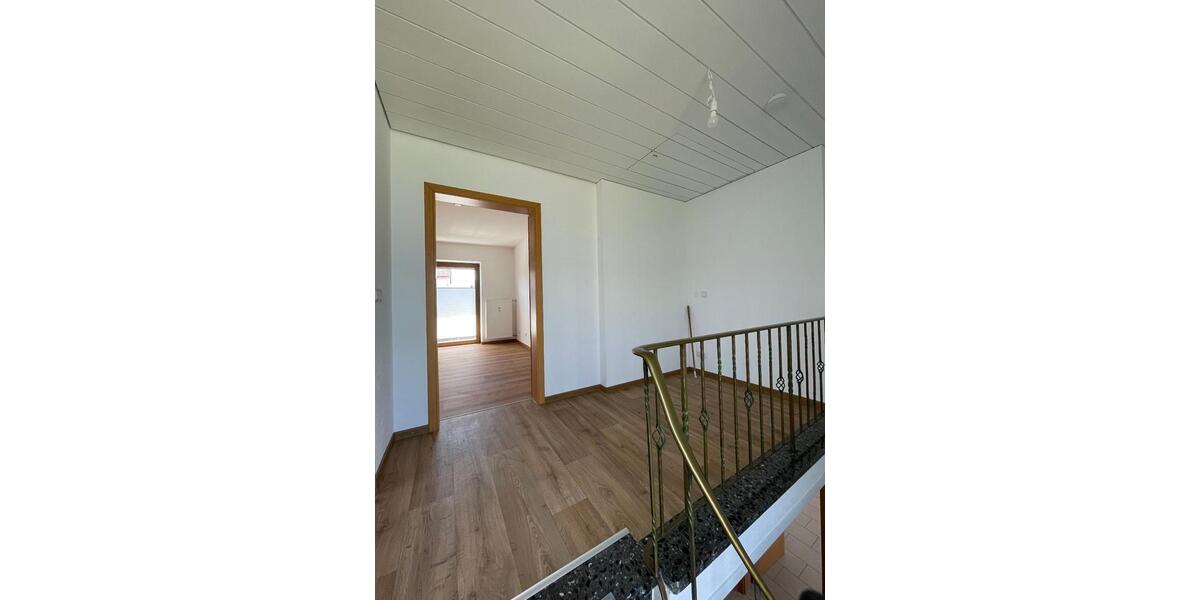 Einfamilienhaus Raubling - 4 Zimmer, 118 m&sup2;, 1.300&euro; | Angebot:26227865