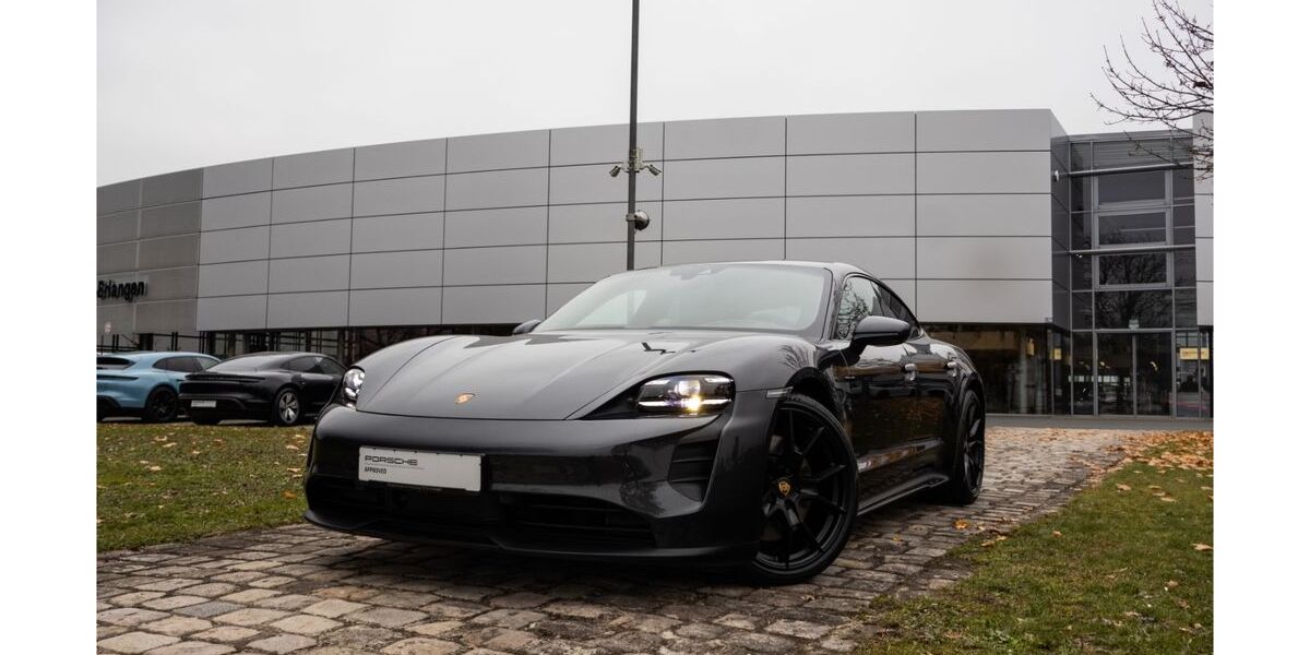 Porsche Taycan 15.800 km 106.990 &euro; Nürnberg 90425