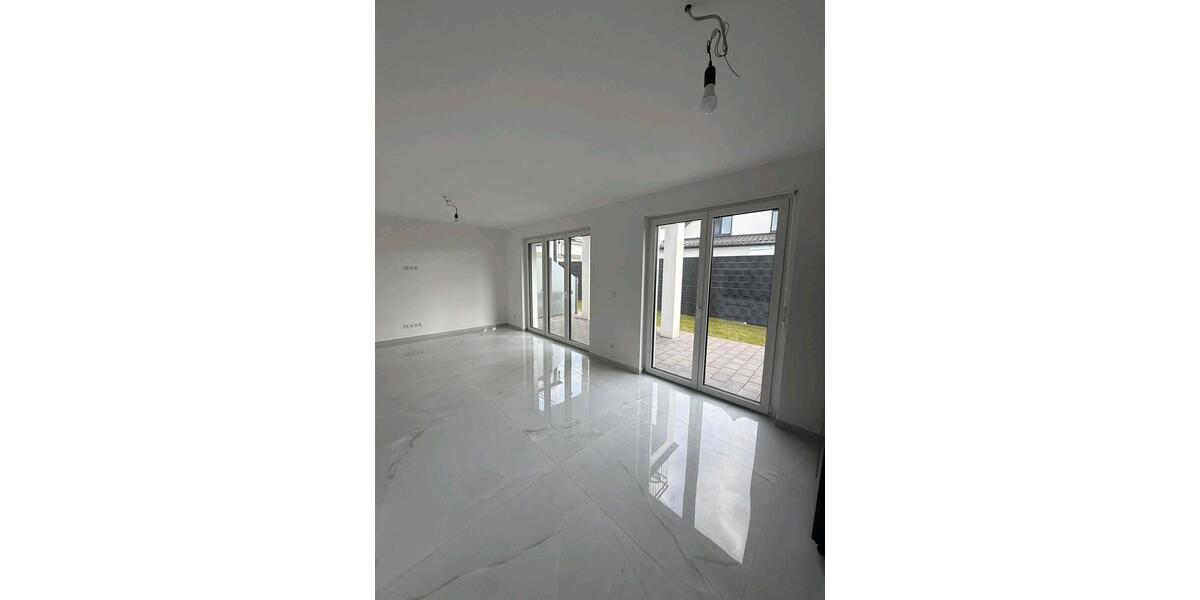 Erdgeschoßwohnung Minden - 2 Zimmer, 62 m&sup2;, 800&euro; | Angebot:26187170