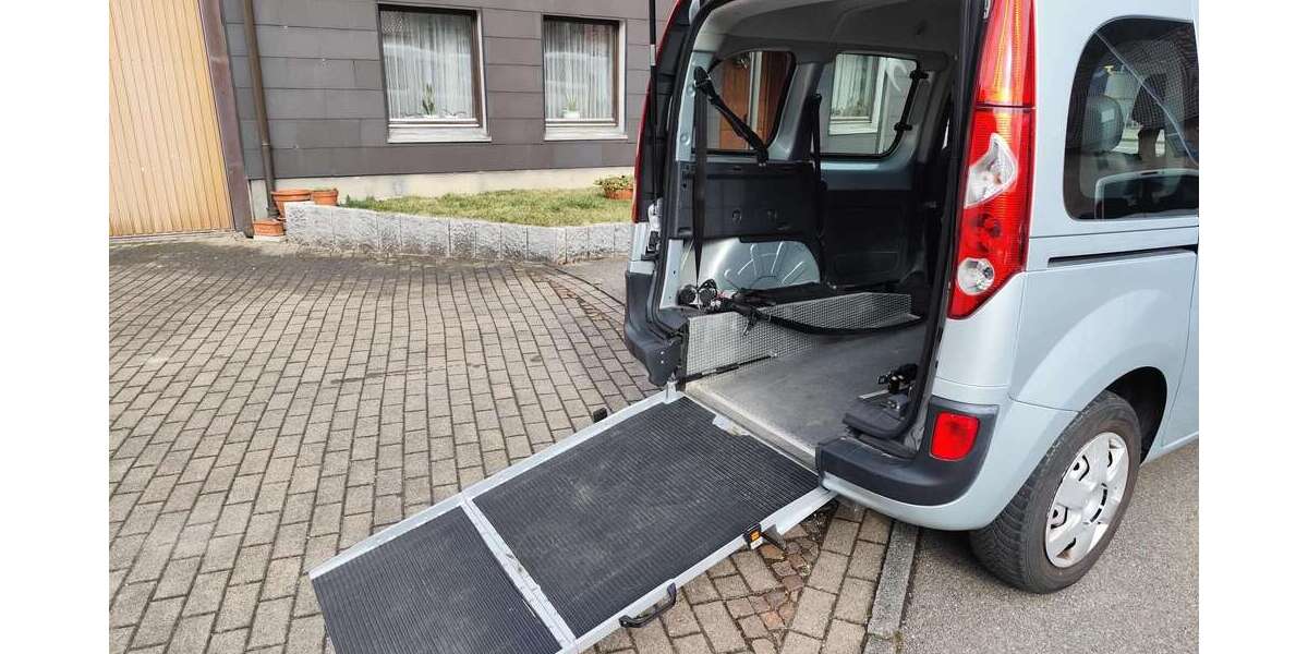 Renault Kangoo 150.000 km 9.900 &euro; Lichtenstein 72805