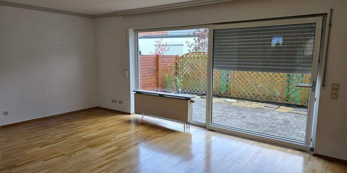 Einfamilienhaus in Uni-Nähe mit EBK und Garage 5 zimmer
